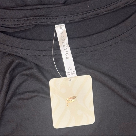 NWT Fabletics Black Muscle Tee with High Neckline Size XL - Picture 8 of 8